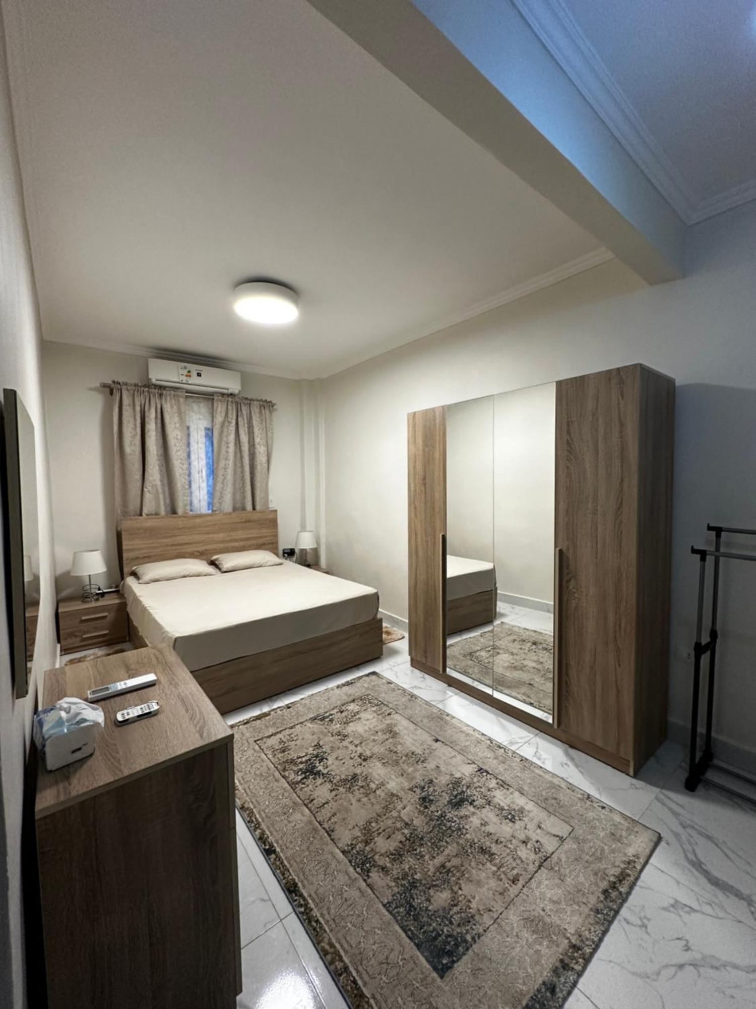 In The Heart Of The Historic Scent Of Apartment *