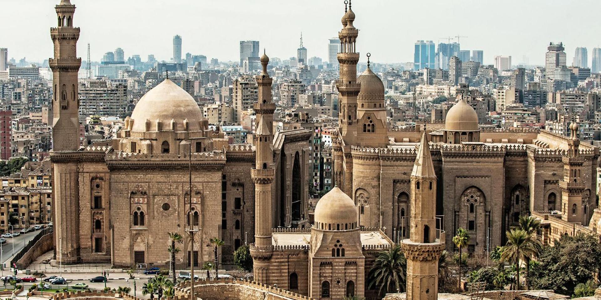 In The Heart Of The Historic Scent Of * Cairo